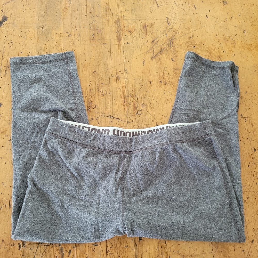 Under Armour gray and hot pink cropped leggings